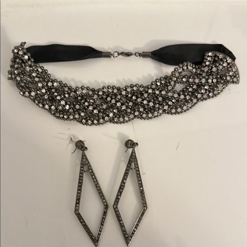 Elegant Silver Jewelry Set